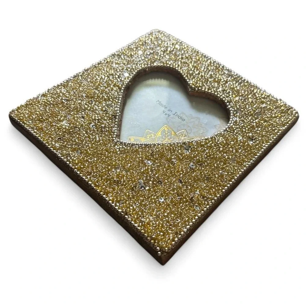 Wood beaded heart picture frame w sequins made in India. 6